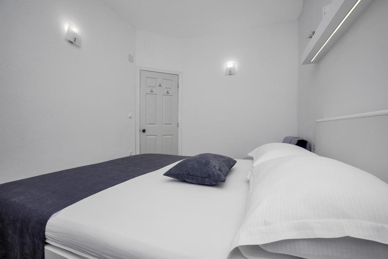 Appartamento Apartman Toni Drasnice Esterno foto